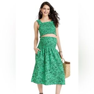 Isabel by Isabel & Ingrid Sleeveless Smocked Maternity Set in Green - Size S